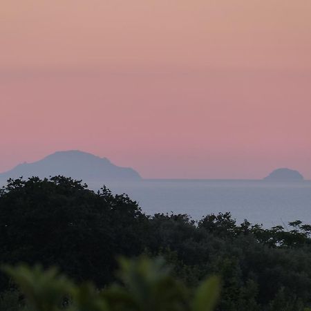 Gullo Capo Vaticano Рикади Екстериор снимка